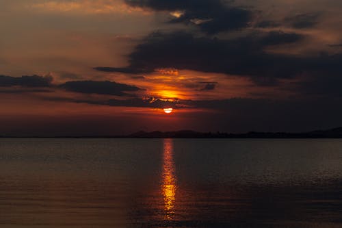 Δωρεάν στοκ φωτογραφιών με ακτή, δύση του ηλίου, θάλασσα