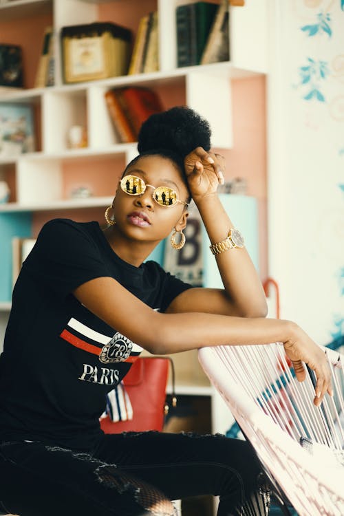 Free Photo of Woman Sitting Stock Photo