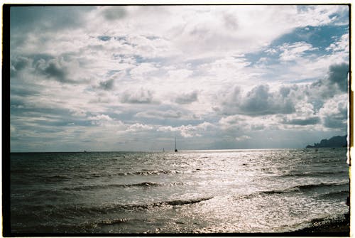 Fotobanka s bezplatnými fotkami na tému horizont, krajina pri mori, more