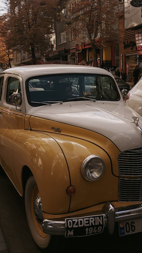 A Vintage car on the Street