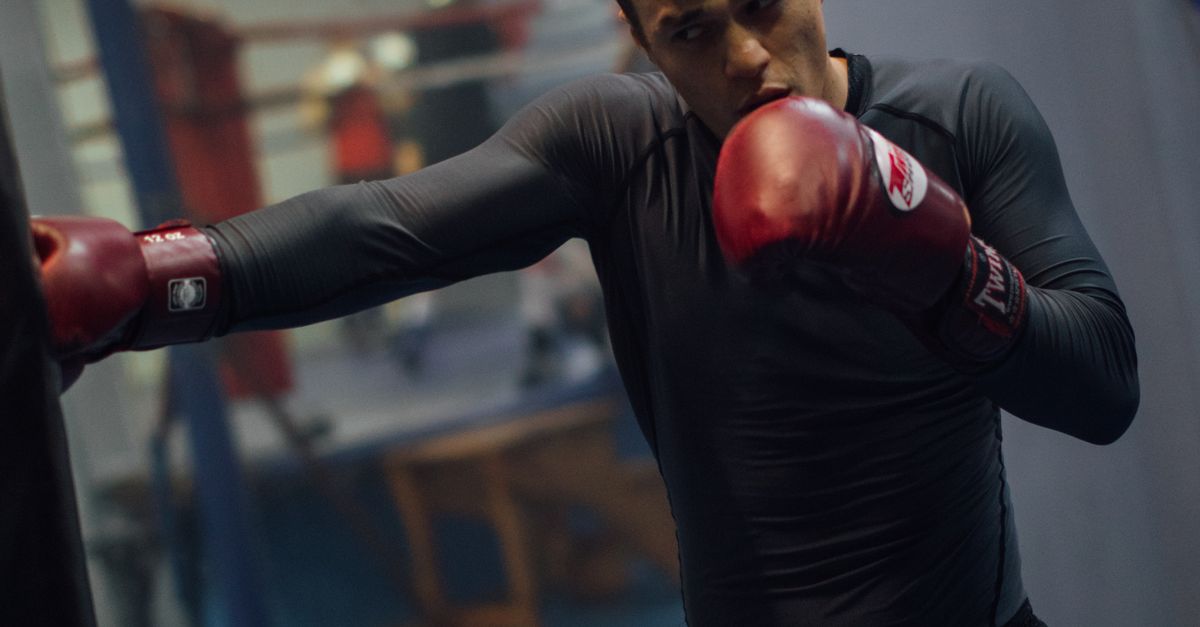 Guy Really Boxing A Man Doing Boxing · Free Stock Photo
