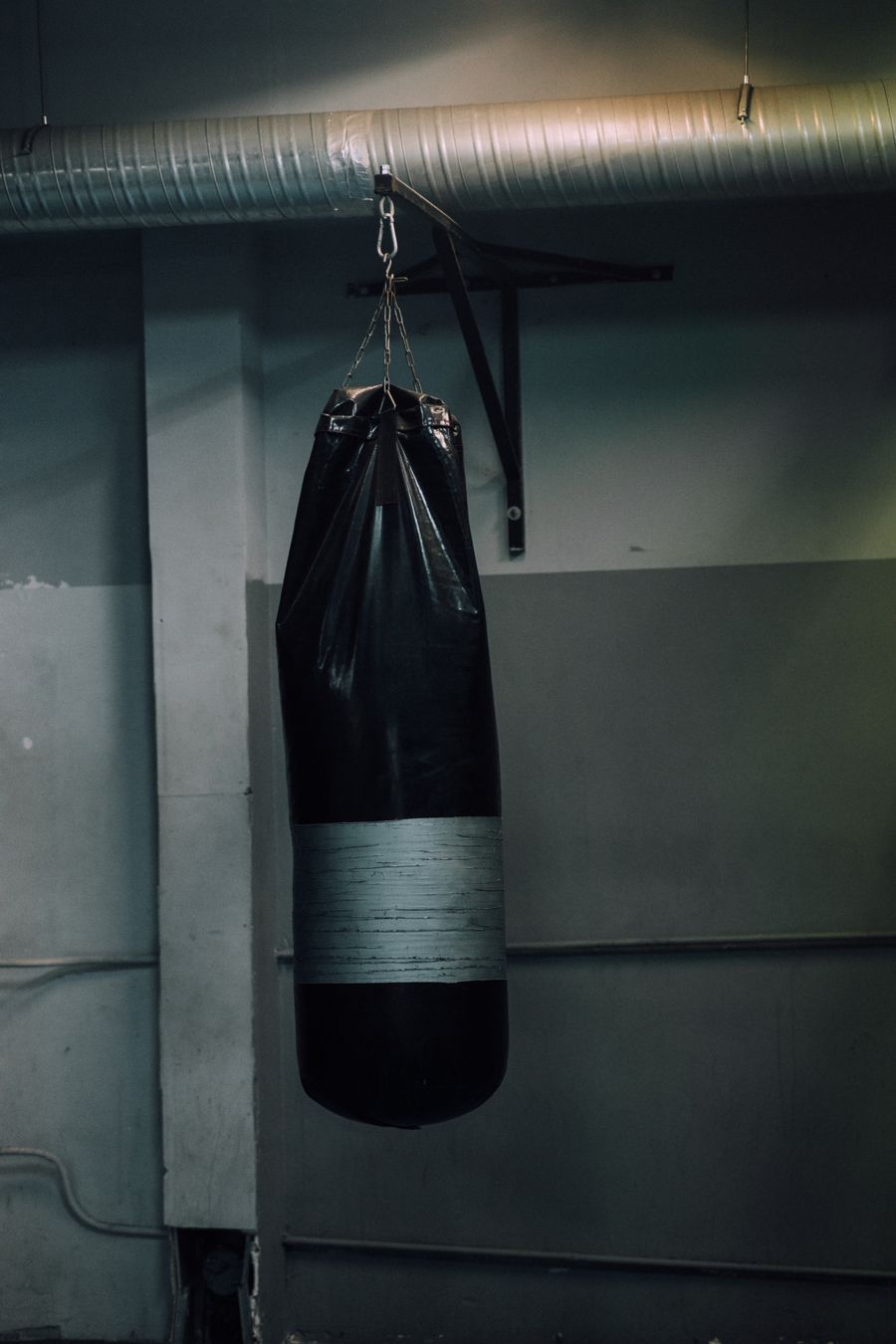 Hanging heavy punching bag