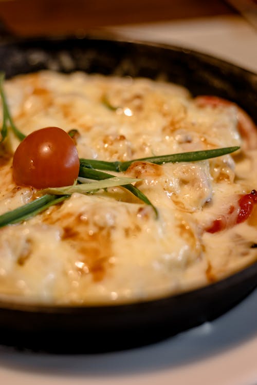 Free stock photo of cheese lover, cherry tomatoes, chives