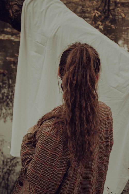 long brown hair tumblr girls from the back
