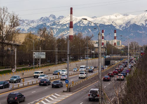 Základová fotografie zdarma na téma almaty, město, provoz