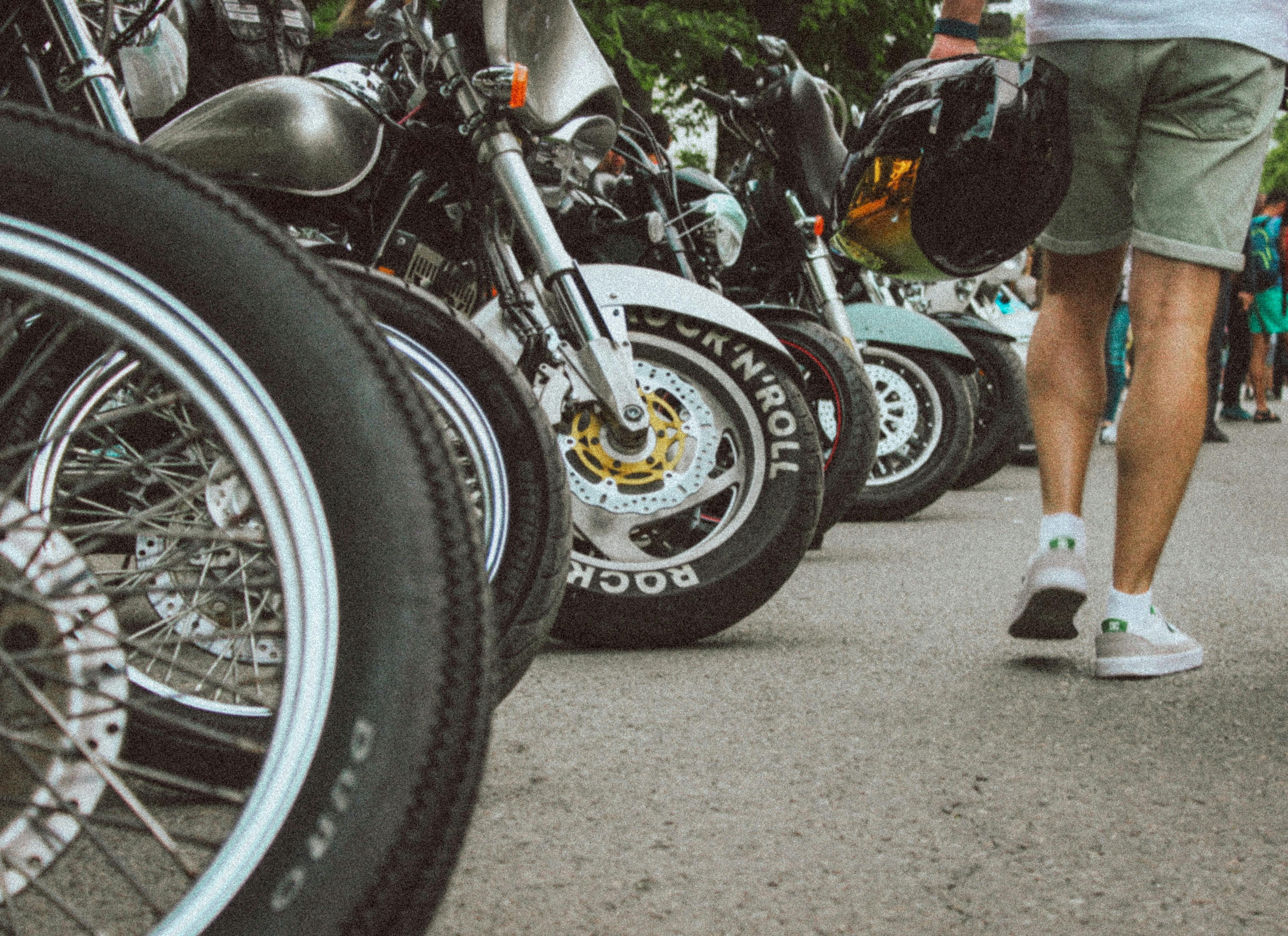 motorcycles & powersports s.r.o motorcycles powersports — Photo by Alexander  Taranenko on Pexels