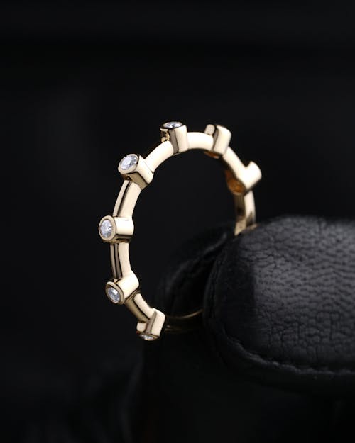 Kostenloses Stock Foto zu diamant-ring, gold, kostbar