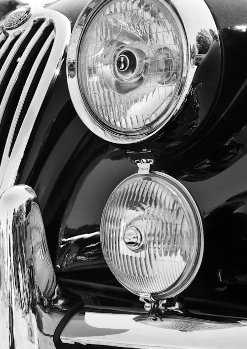 Close-Up Photography of Headlights
