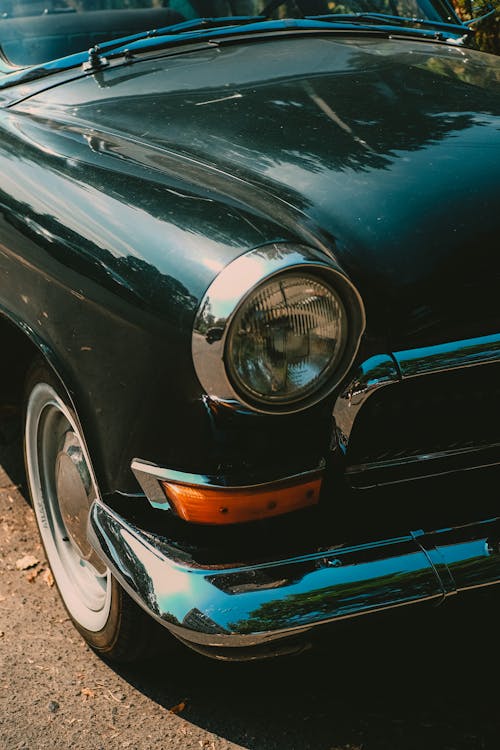Free Close-up Photo of a Black Vintage Car Stock Photo