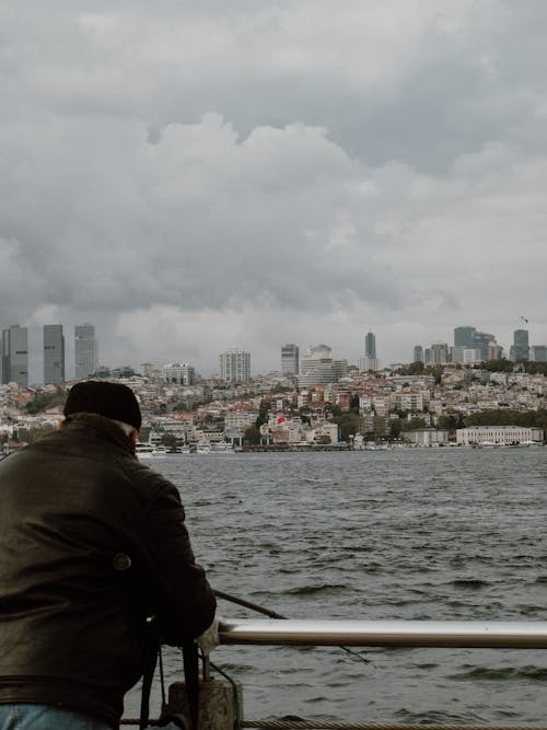 Ilmainen kuvapankkikuva tunnisteilla bosporinsalma, hattu, Istanbul