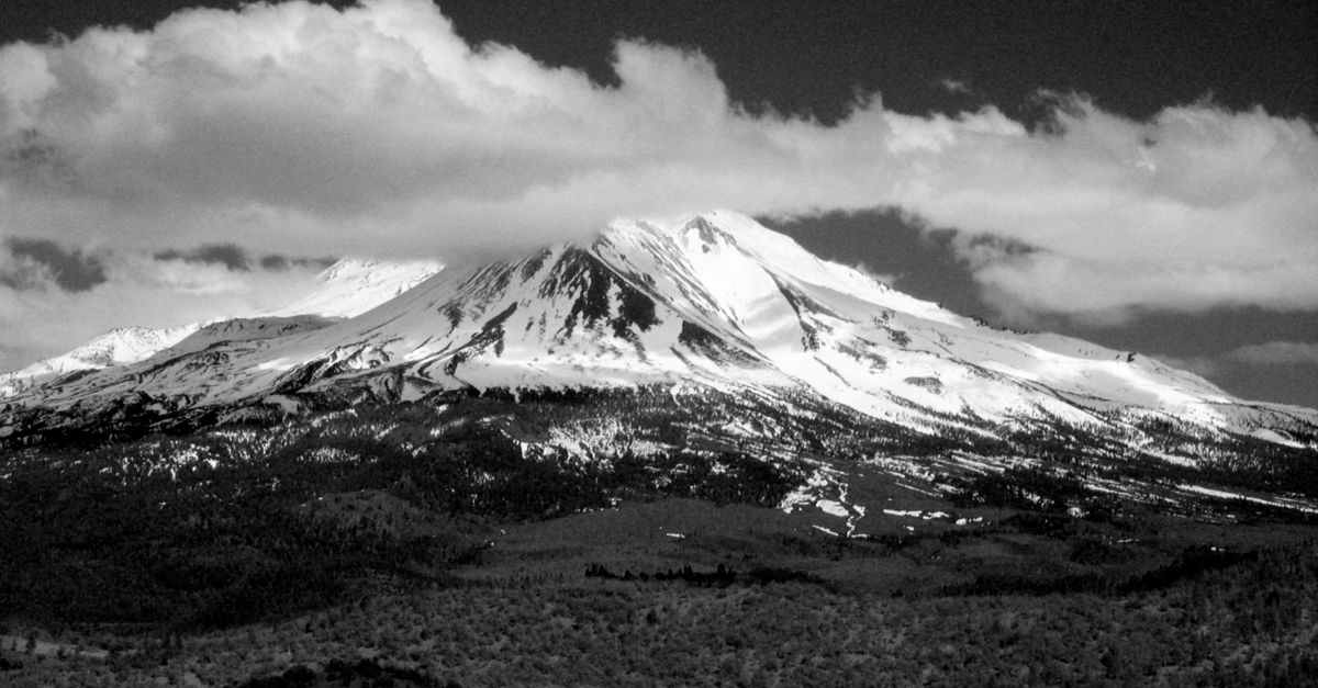 Mount Shasta volcanic stratovolcano aerial view cascade mountains