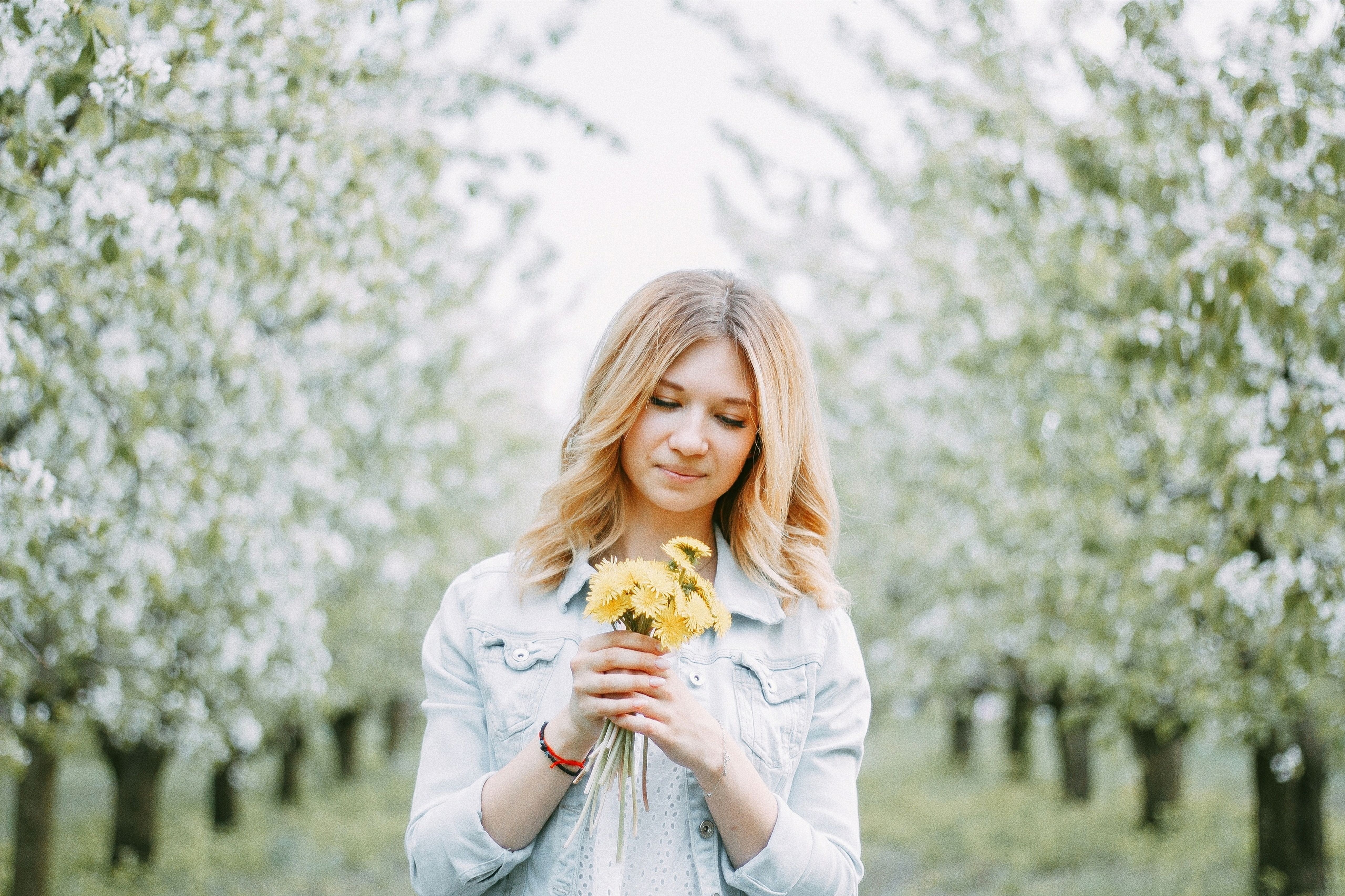 Spring Flowers Woman Photos, Download The BEST Free Spring Flowers ...