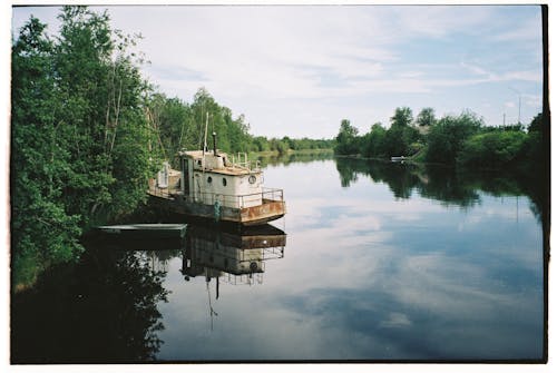 Fotobanka s bezplatnými fotkami na tému člny, hrdzavý, jazero