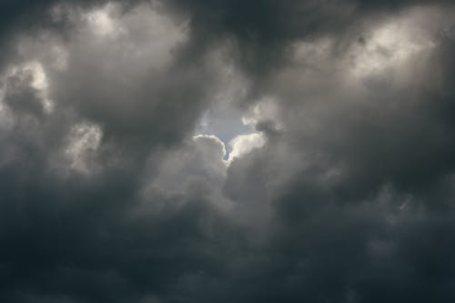 Fotobanka s bezplatnými fotkami na tému búrka neba, búrkový oblak, dramatická obloha