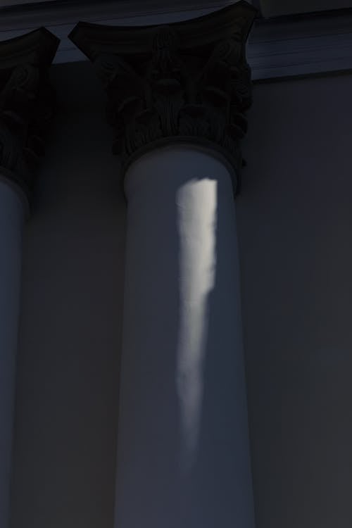 Free Photo of a White Concrete Pillar Stock Photo