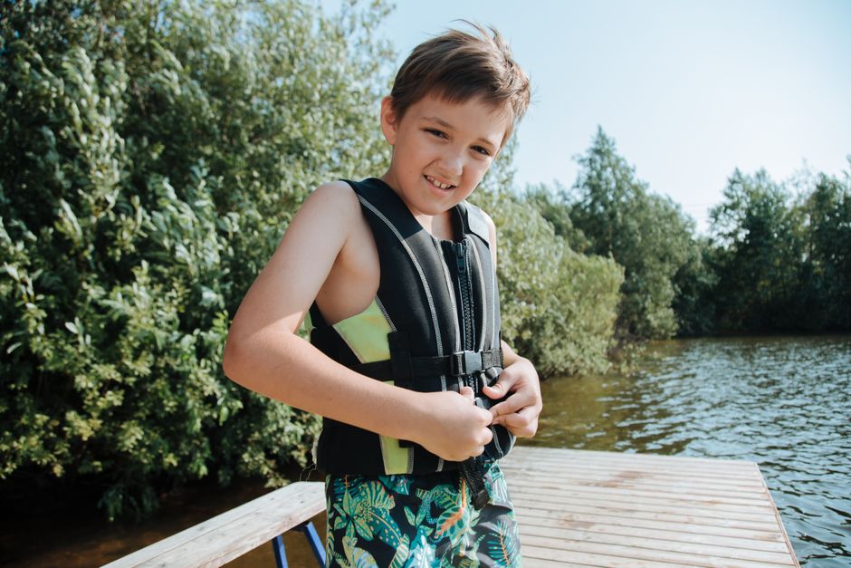 kids swim vest safety