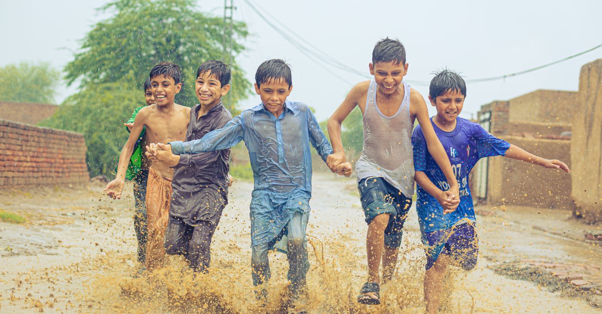 Free and Open All Summer: How Slayter Creek Splash Pad Became Anna's Backyard Gathering Place