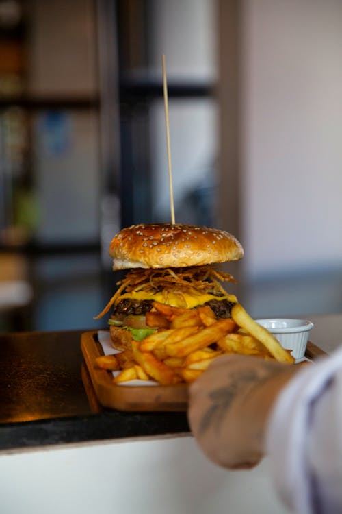 Gratis stockfoto met achtergrond wazig, broodje hamburger, burger Stockfoto