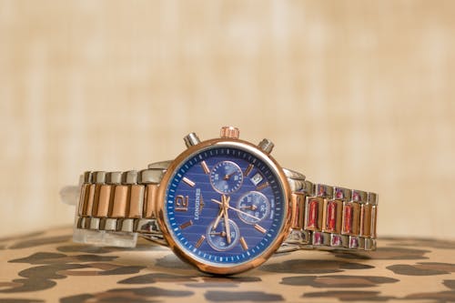 Kostenloses Stock Foto zu armbanduhr, chronograph, kopie raum