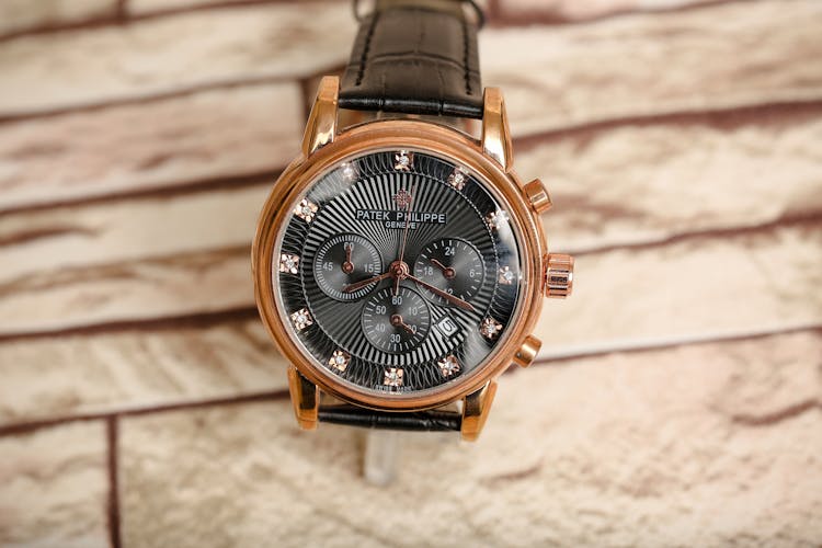 Copper Gold Brand Watch With Black Dial And Strap