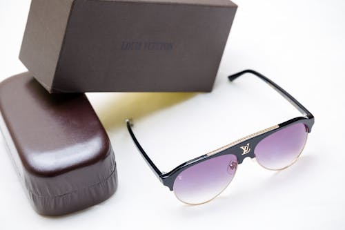 Louis Vuitton Purple Sunglasses 