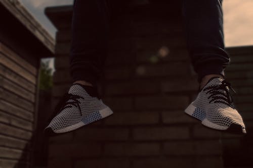 Darmowe zdjęcie z galerii z deerupt, trampki