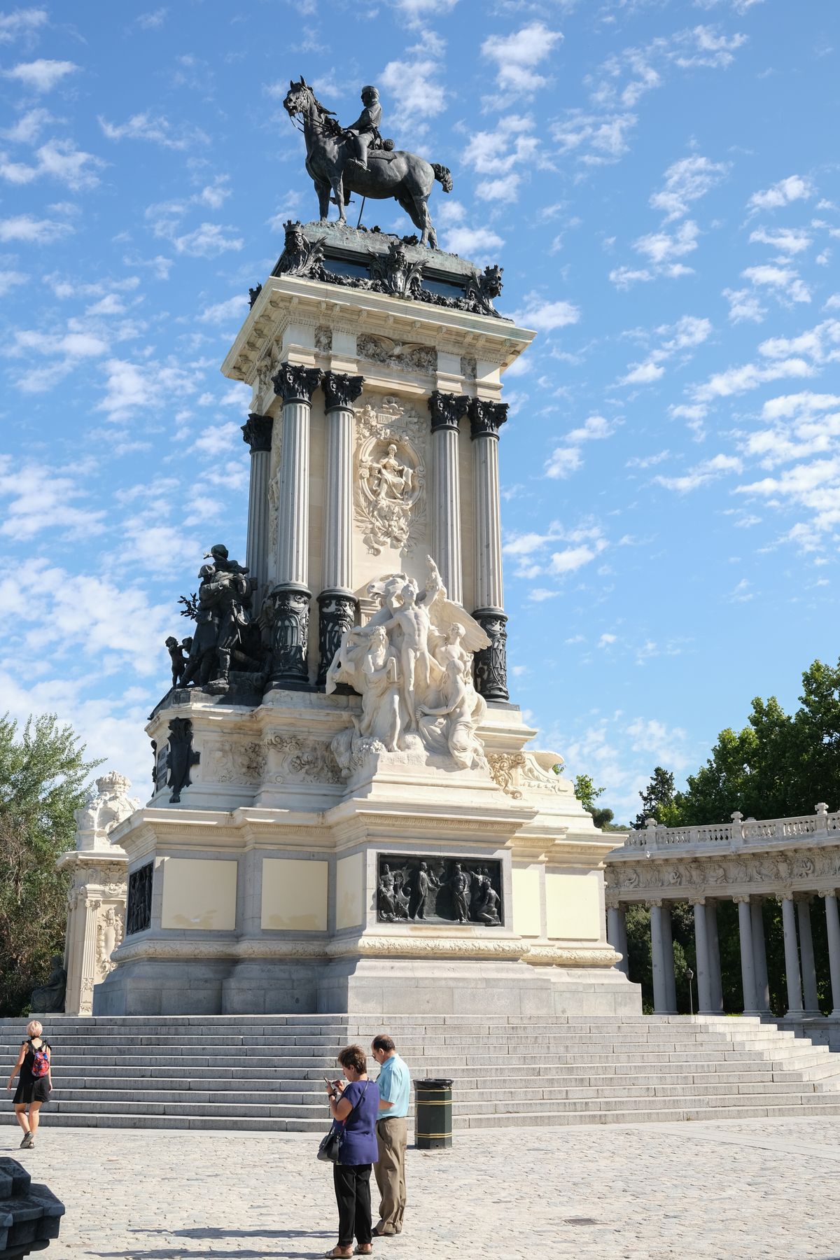 Madrid — The lively heart of Spain that never sleeps. (6)