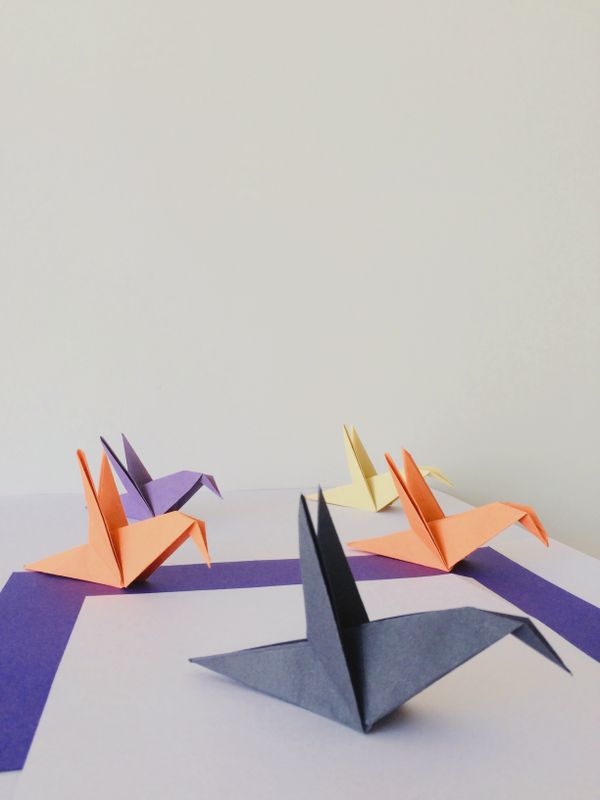 Grous de origami coloridos