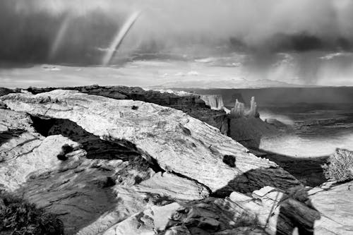 Základová fotografie zdarma na téma černobílý, hora, mraky