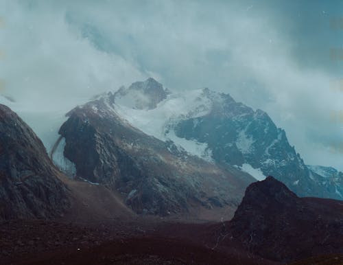 Gratis stockfoto met berg, bergtop, bewolkte lucht