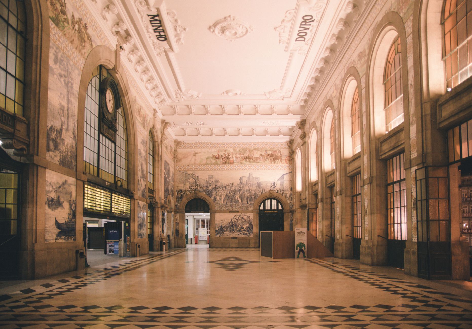 sao bento station porto azulejo tiles interior blue white trains