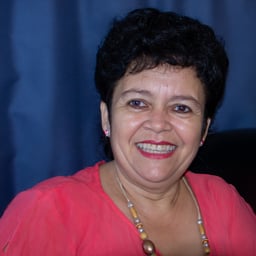Lucia Barreiros  Silva