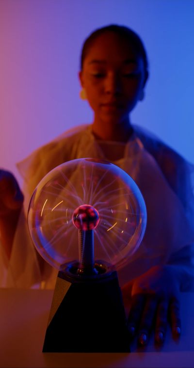 Ron Lach's futuristic technology video