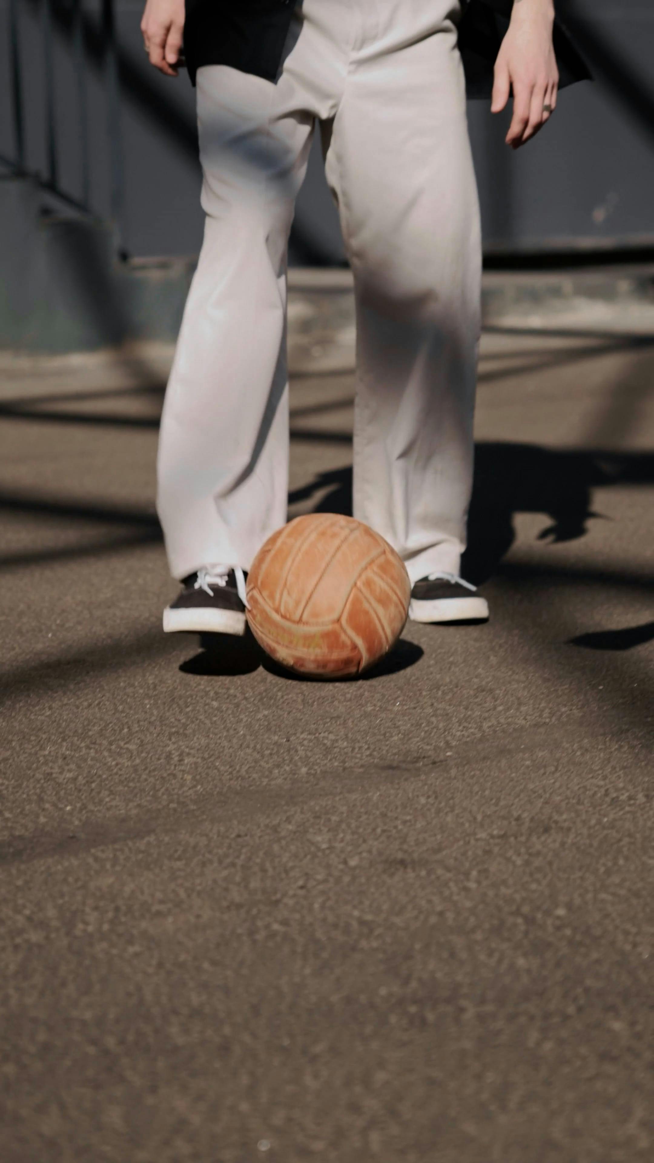 Video by cottonbro studio