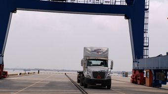 装柜视频素材