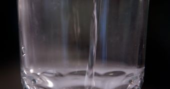 双氧水视频素材
