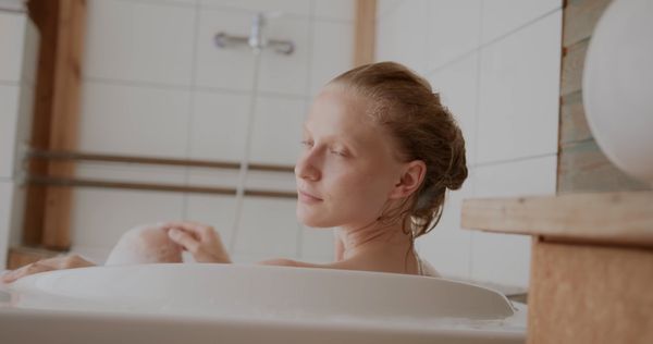 Bath Tub Videos, Download The BEST Free 4k Stock Video Footage & Bath ...