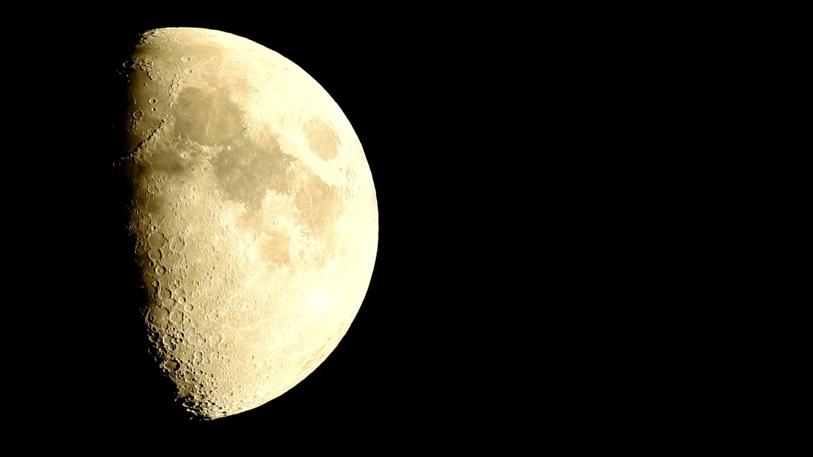 Full Moon Loading The Moon On Its Full Phase Free Stock Video Footage, Royalty-Free 4K ...