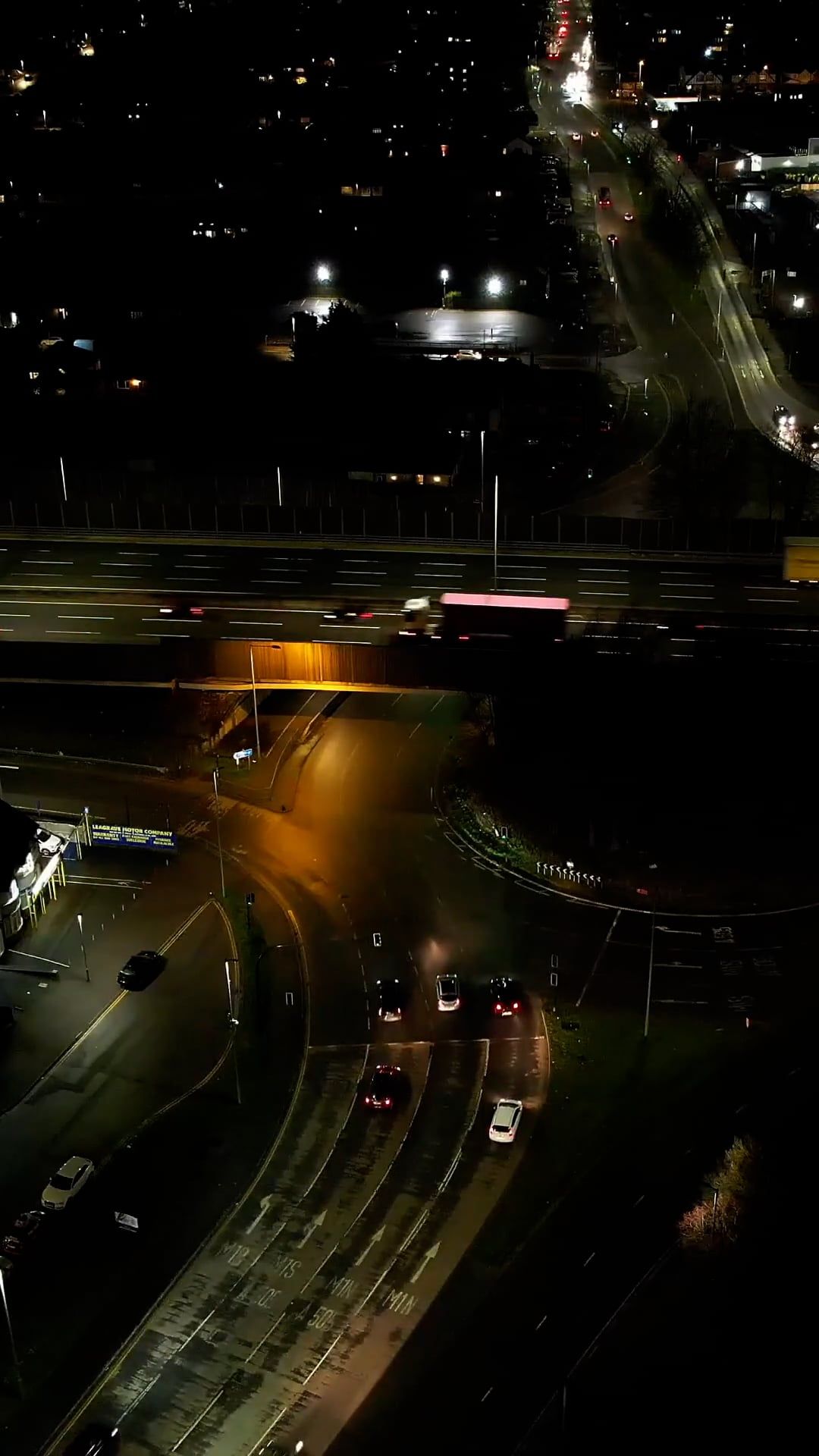 traffic on intersection at night 11372905 — free pexels stock footage