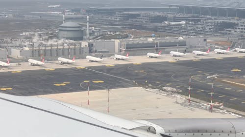 Istanbul Airport Landing