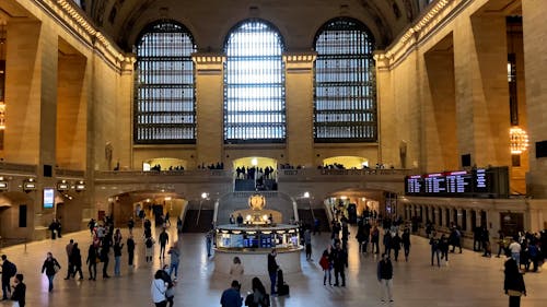 People in the Grand Central Station of New York City