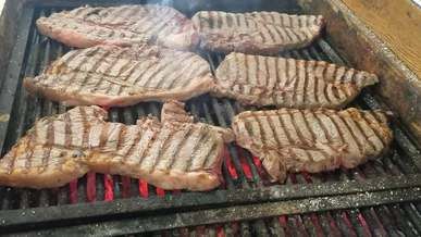grilling steaks
