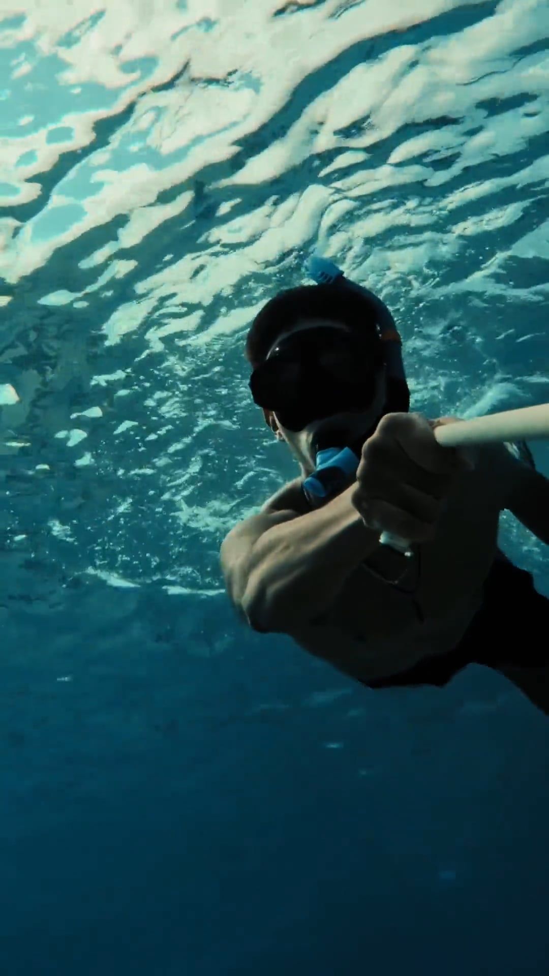 man snorkeling in a sea 12722226 — free pexels stock footage
