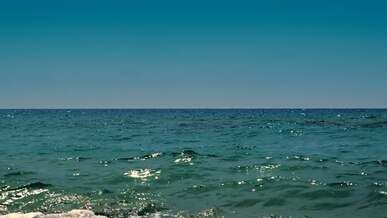 sea waves near shore