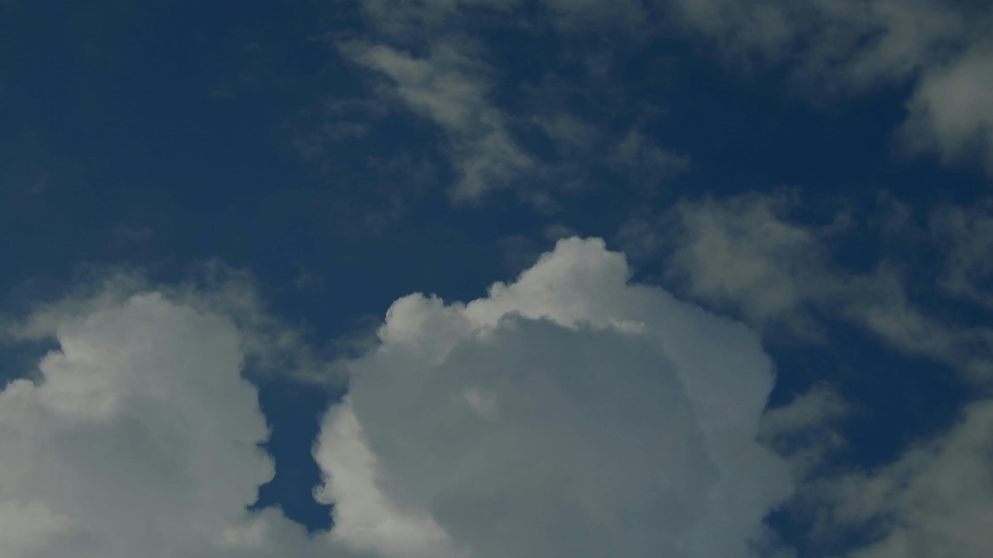 Video by CESAR A RAMIREZ VALLEJO TRAPHITHO