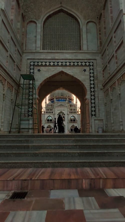 Square in Rasheed Mosque in India