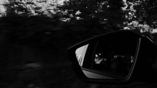 Car Mirror while Driving