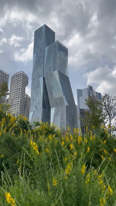 Julio Lopez's architecture modern video