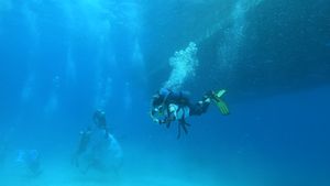Naked Scuba Diving Videos, Download The BEST Free 4k Stock Video