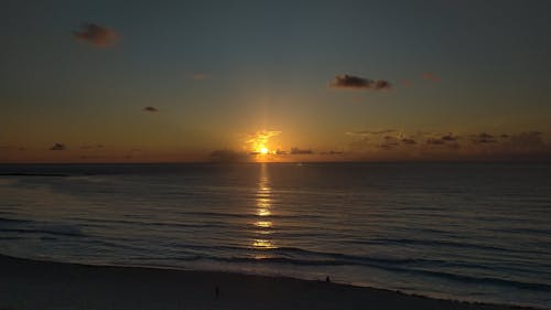 Sunset Ocean Cancún 